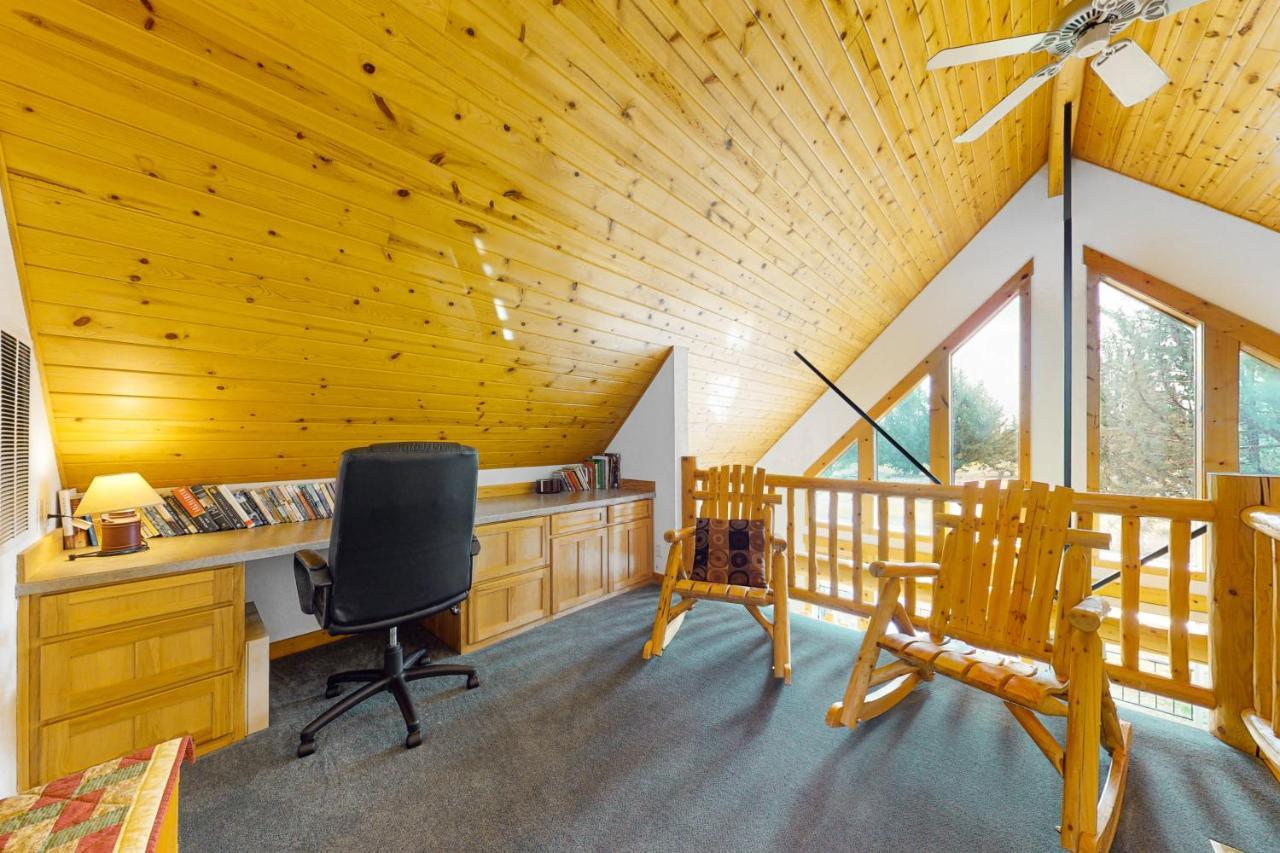 Cinnamon Teal Chalet Redmond Exteriör bild